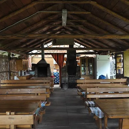 אתר קמפינג Turul And Camping *