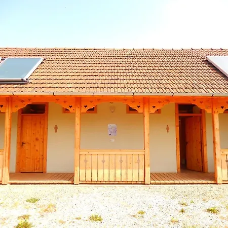 אתר קמפינג Turul And Camping *